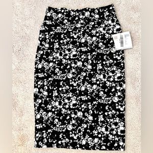 NWT LuLaRoe Cassie Pencil Skirt
